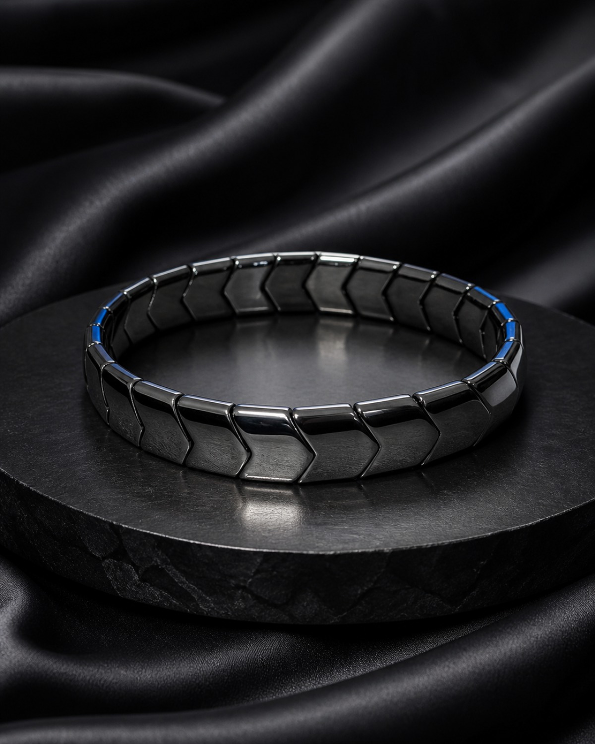 Gunmetal Segment Bileklik